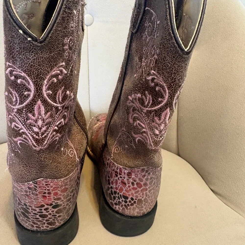 Women's Western Boots - Pink and Brown